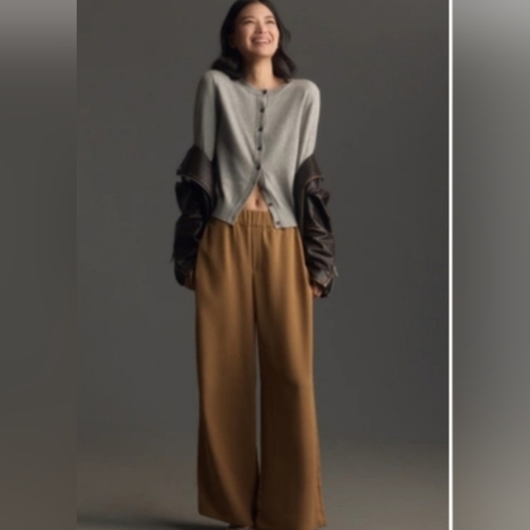Anthropologie Pants - Anthropologie Soft Pull-On Trousers -  Size M
